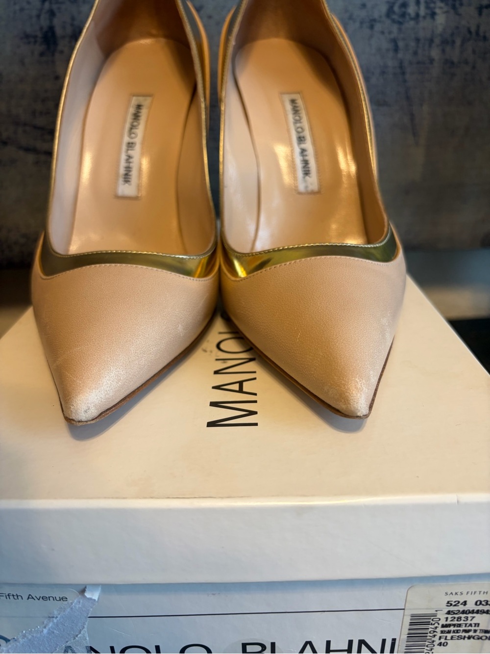 Manolo Blahnik Nude & Gold Pumps β Size 10 - Picture 10 of 16